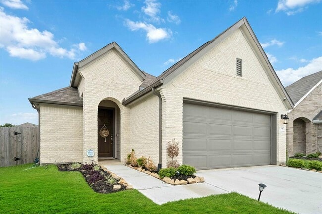 Building Photo - 5042 Chestnut Orch Dr