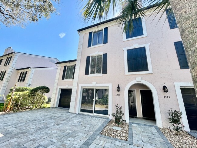 Building Photo - 4739 Westwind Ct
