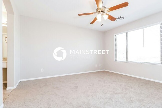 Building Photo - 3 Bedroom Pet-Friendly Home in Phoenix, AZ with Main Street Renewal