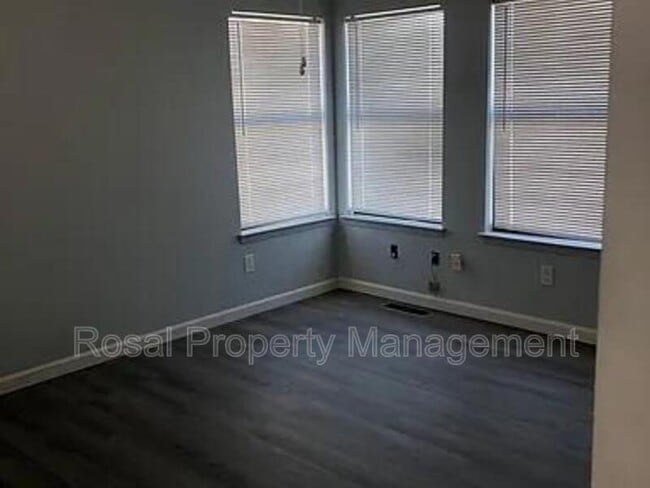 Building Photo - 6124 Woodhollow Pl NW