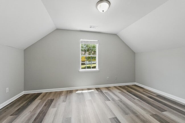 Building Photo - 2271 Sisk St NW