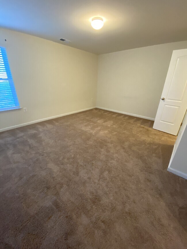 Building Photo - 697 Rivanna Run