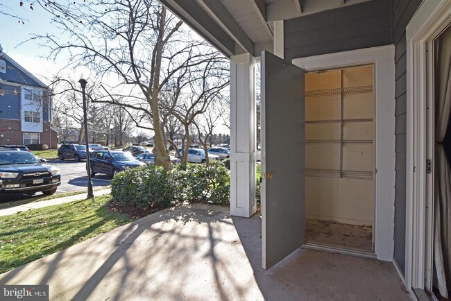Building Photo - 20301 Beechwood Terrace