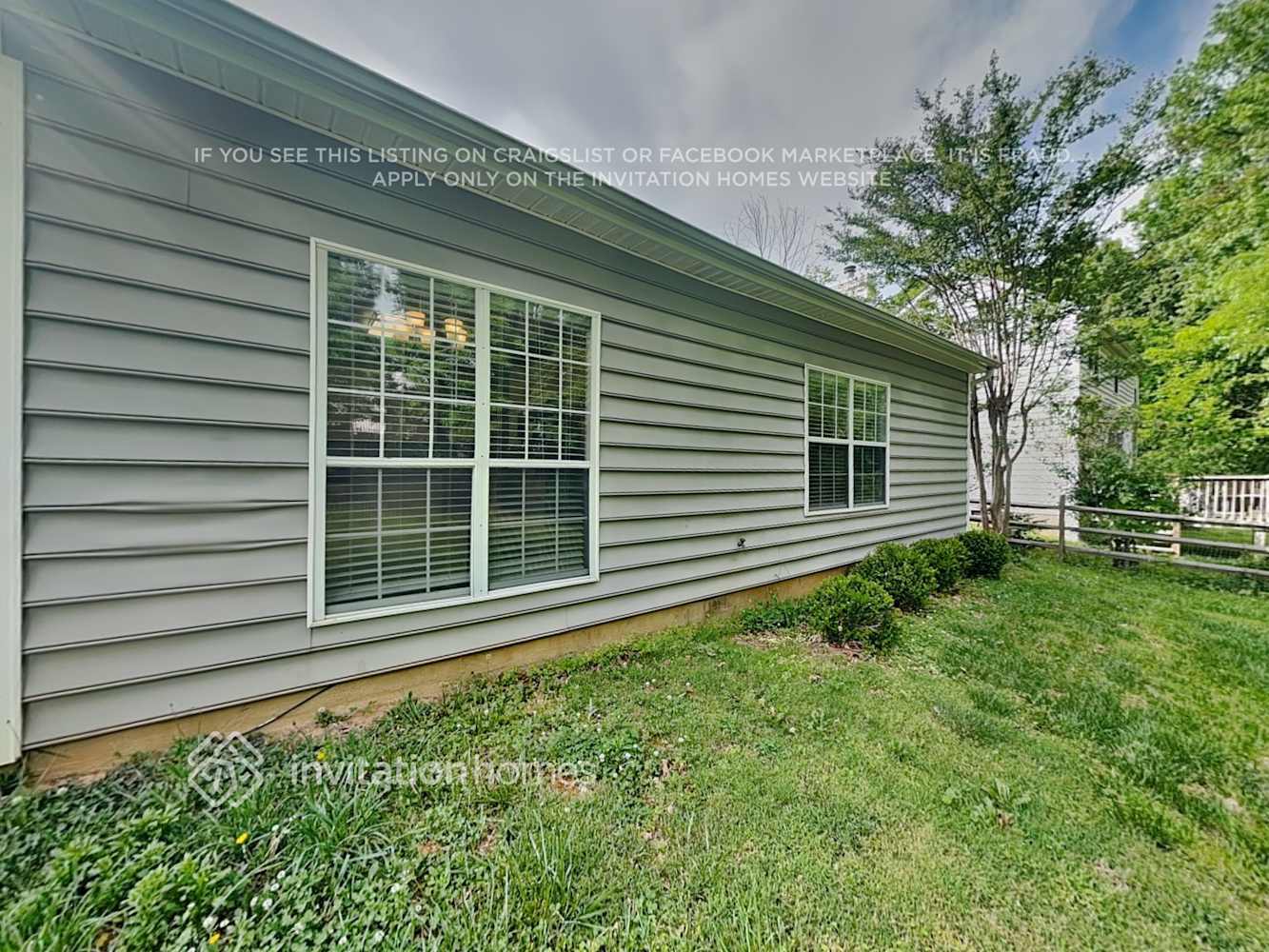 Building Photo - 594 Viking Pl SW