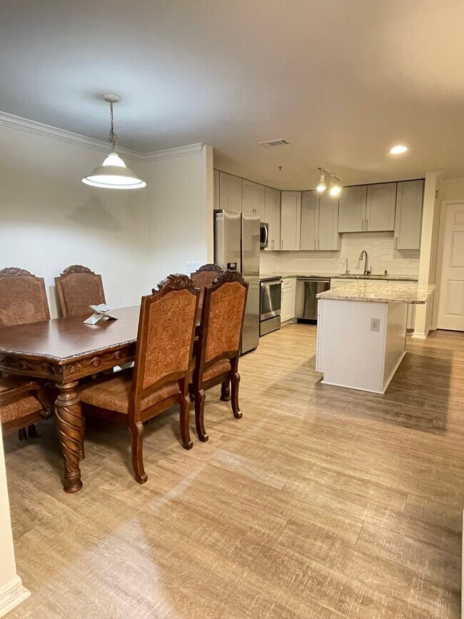 Primary Photo - 3591 Kernan Blvd S