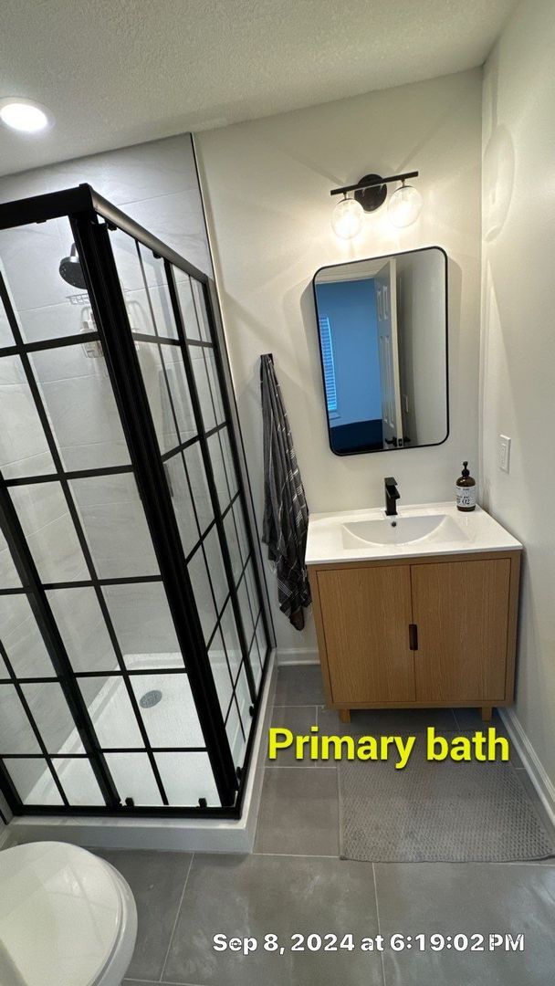 Building Photo - Fully Furnished home in Lee's Summit!