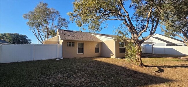 Building Photo - 4828 Jeanette Ct