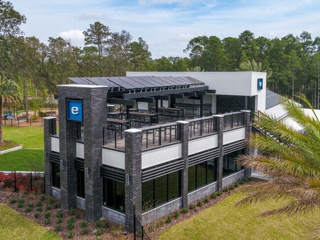 Building Photo - Resort-Style Living in eTown | Gated Community + Top Amenities