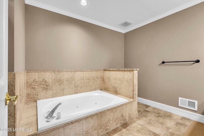 Building Photo - 203 Muskflower Ct