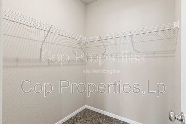 Building Photo - 5103 Topaz Bnd