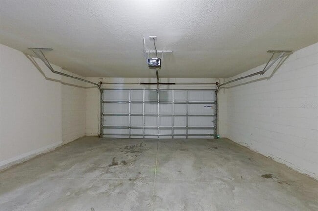 Building Photo - 1730 Nebraska Loop