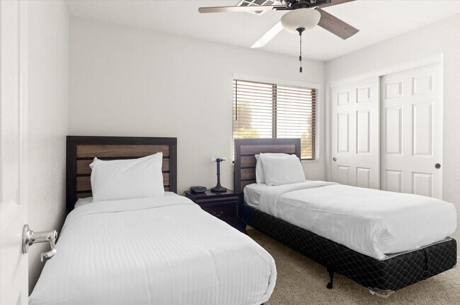 Building Photo - 16310 N 151st Ave