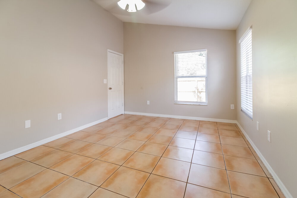 Building Photo - 312 Riunite Cir
