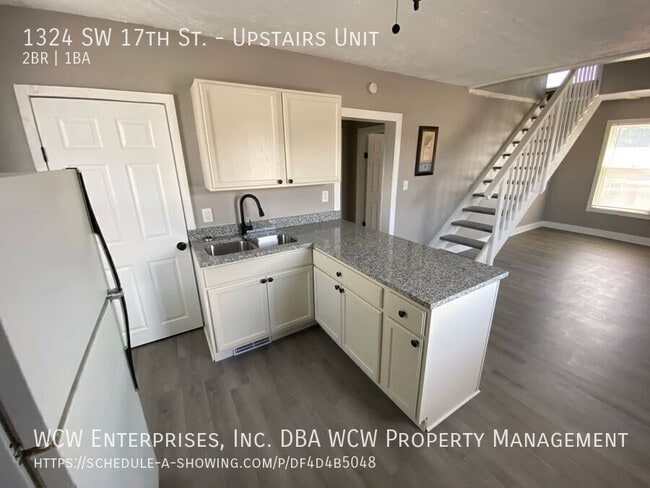 Building Photo - 1324 SW 17th St