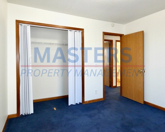 Building Photo - 2242 Kent St