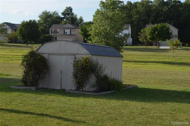 Building Photo - 7957 Mallard Way