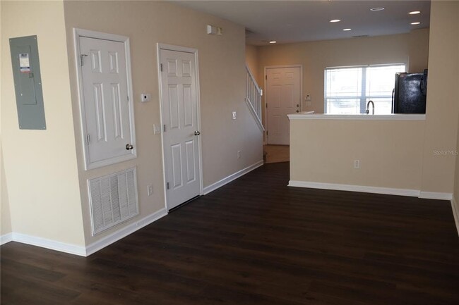 Building Photo - 4891 SW 45th St