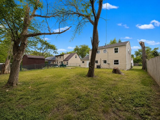 Building Photo - 254 Thornhurst Rd