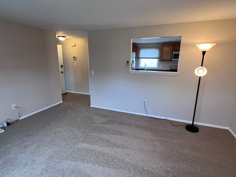 Livingroom - 119 E Alhambra Ave