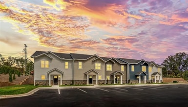 Building Photo - 204 Beacon Ave