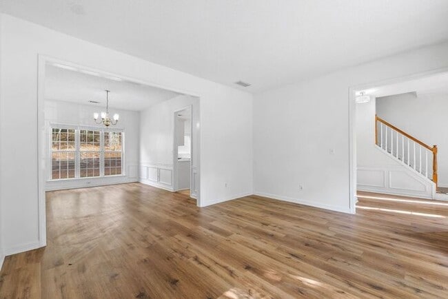 Building Photo - 5840 Haterleigh Dr