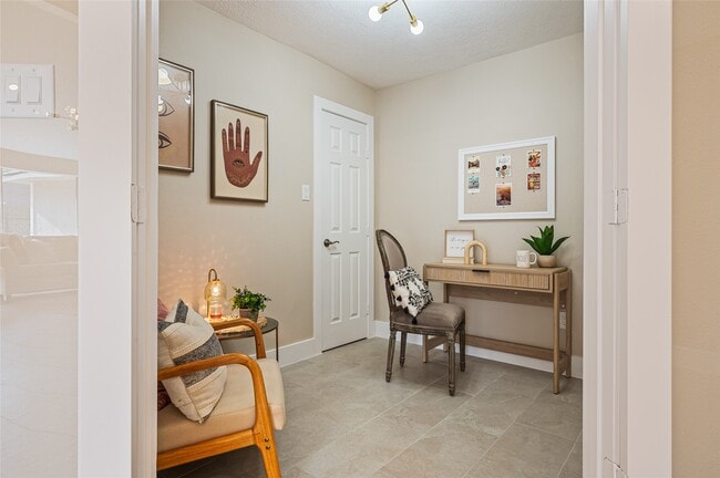 Building Photo - 19727 Redroot Dr