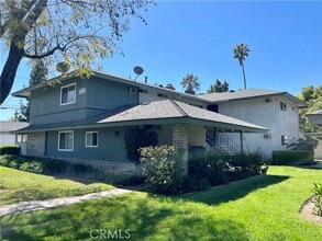 Building Photo - 2064 Evergreen St