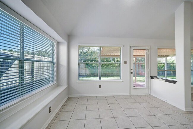 Building Photo - 17407 Winfield Square