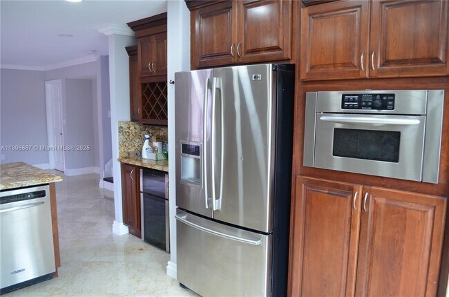 Building Photo - 18808 NW 24th Pl