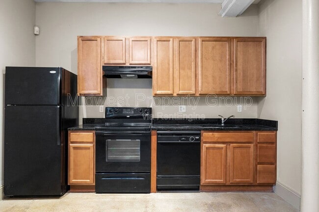 Building Photo - 4244 Chouteau Ave