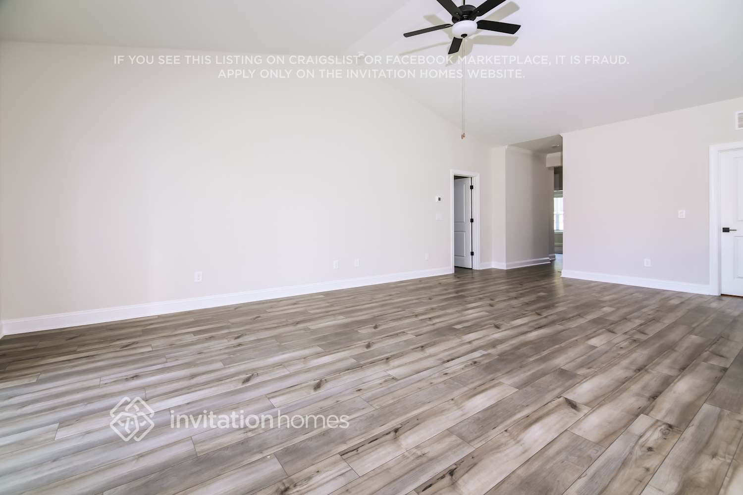Building Photo - 404 Azalea Gaze Dr