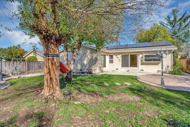 Building Photo - Wow! What a Great Home! Coming Soon!