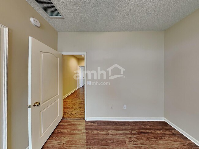 Building Photo - 3196 Trout Creek Ct