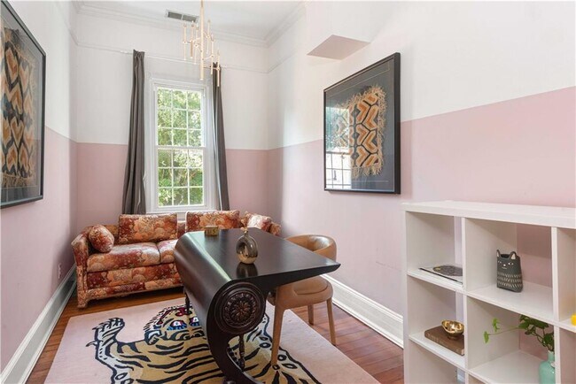 Building Photo - 383 Park Ave SE