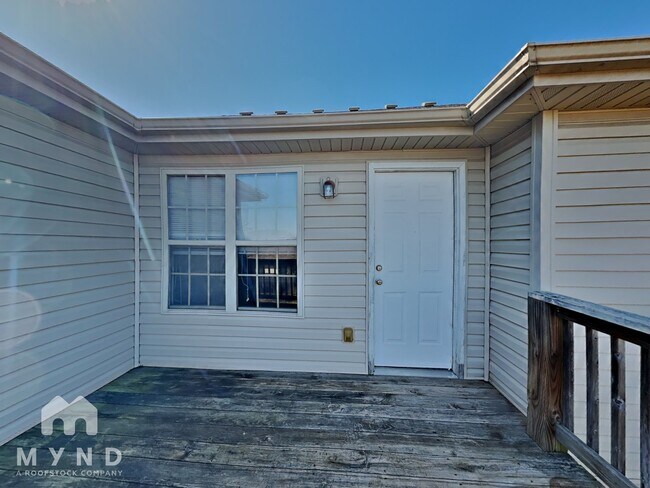 Building Photo - 1212 S Erika Ave