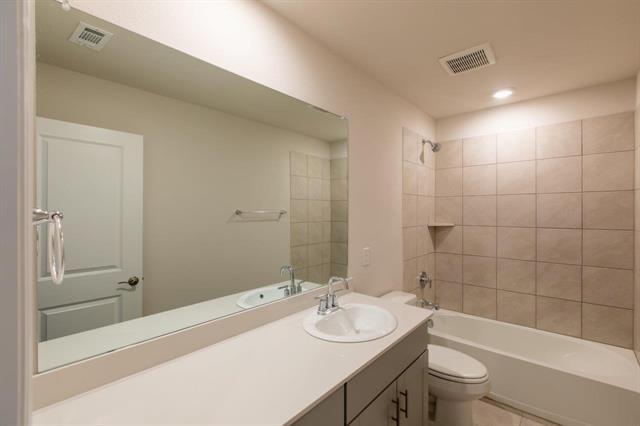 Building Photo - 1604 Mineral Pt Pl