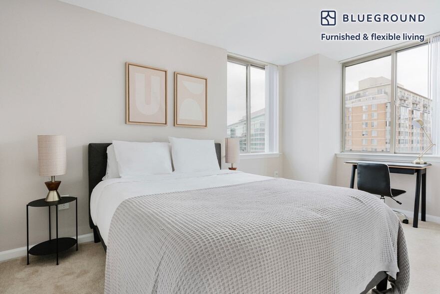 Building Photo - 450 Massachusetts Ave NW