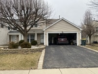 Building Photo - 712 Legends Dr