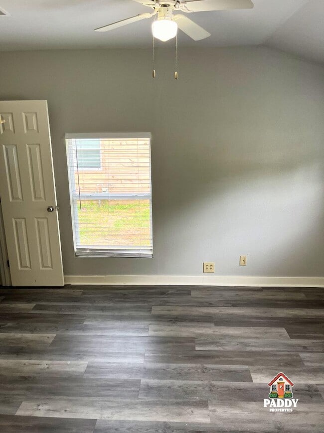 Building Photo - 616 Arizona Ave