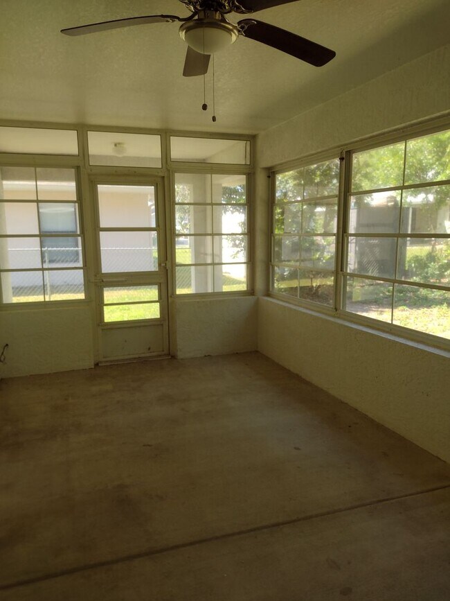 Building Photo - Charming 3BR/2BA Home in Countryside Estat...