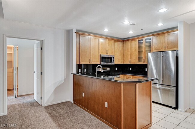 Building Photo - 8255 S Las Vegas Blvd