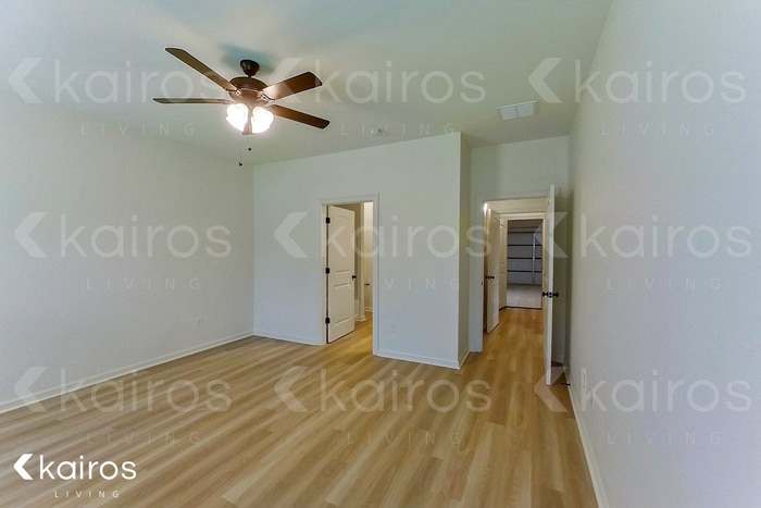 Building Photo - 207 Foggy Ln