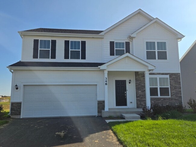 Building Photo - 348 Danforth Dr