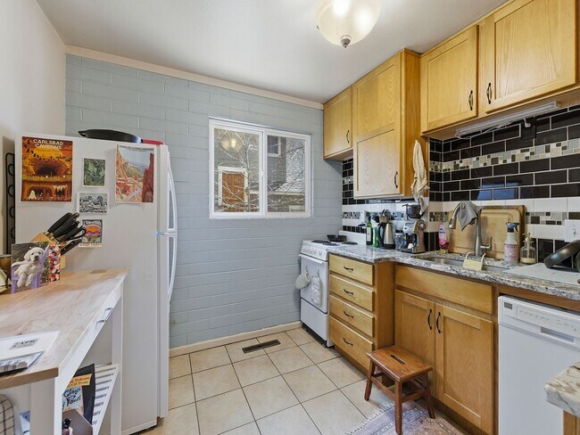 Building Photo - Remington518 (CW-KS)