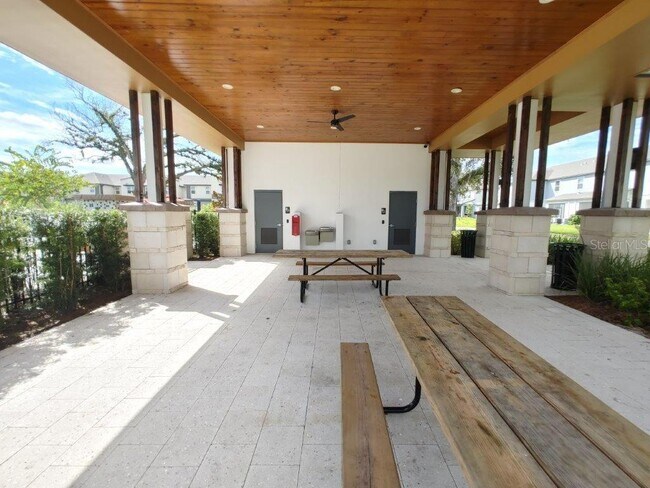 Building Photo - 1515 Little Wren Ln