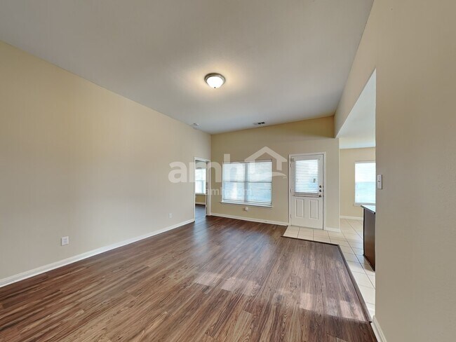 Building Photo - 101 Eider Dr