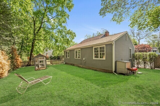 Building Photo - 4 Whitney St