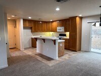 Building Photo - BEAUTIFUL GUSTINE HOME AVAILABLE IN GATED COMMUNITY