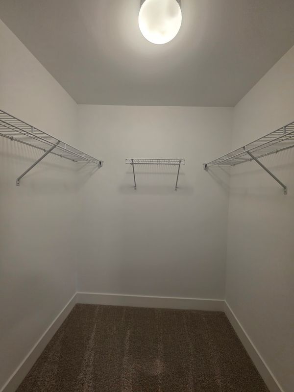 Building Photo - 3610 Trumbull