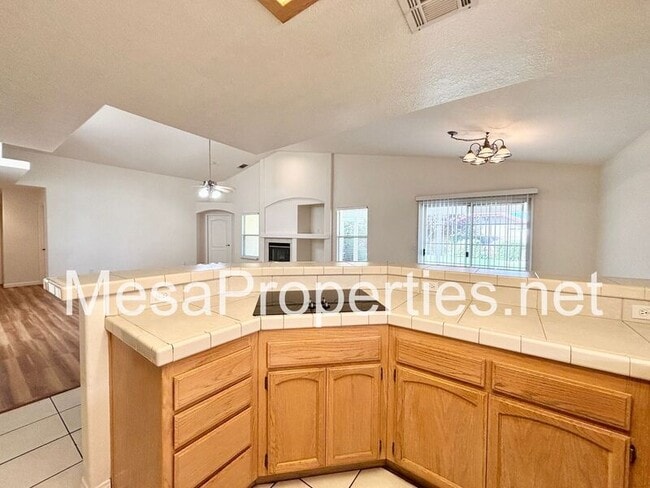 Building Photo - 17928 Sunburst Rd